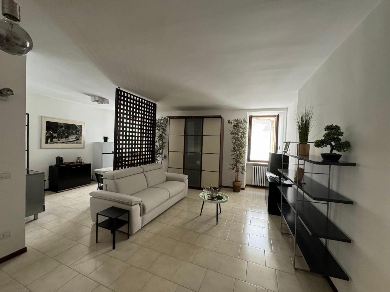 La Torretta Apartment Peschiera del Garda Ngoại thất bức ảnh