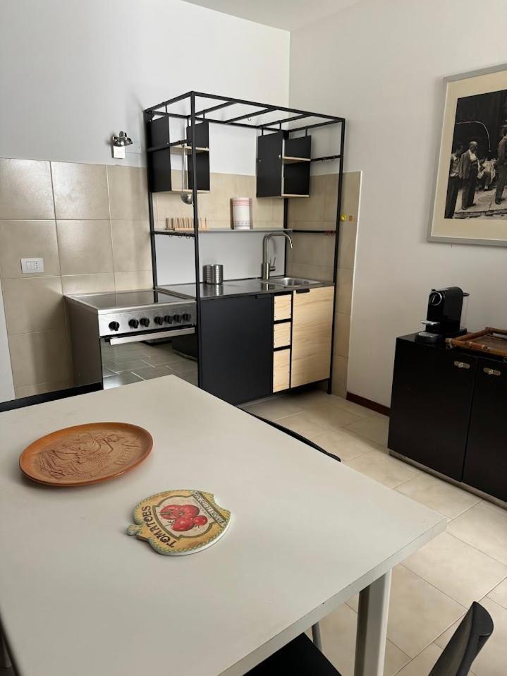 La Torretta Apartment Peschiera del Garda Ngoại thất bức ảnh