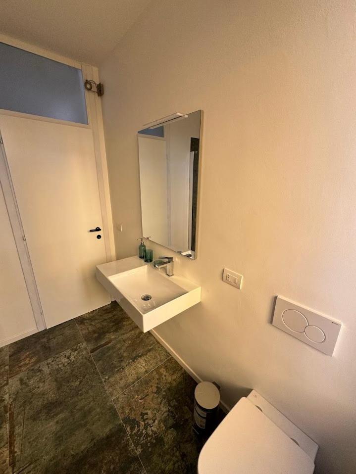 La Torretta Apartment Peschiera del Garda Ngoại thất bức ảnh