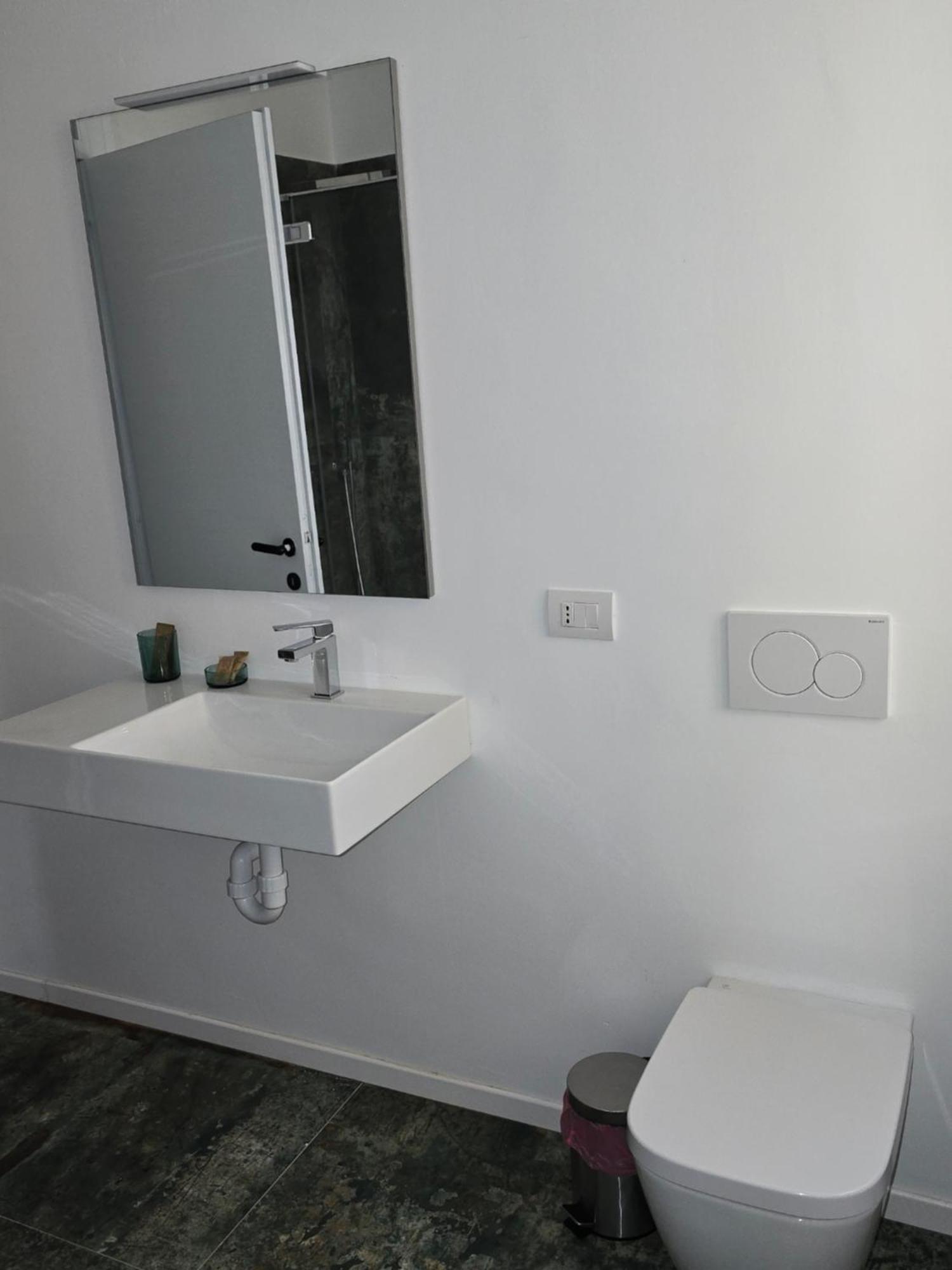 La Torretta Apartment Peschiera del Garda Ngoại thất bức ảnh